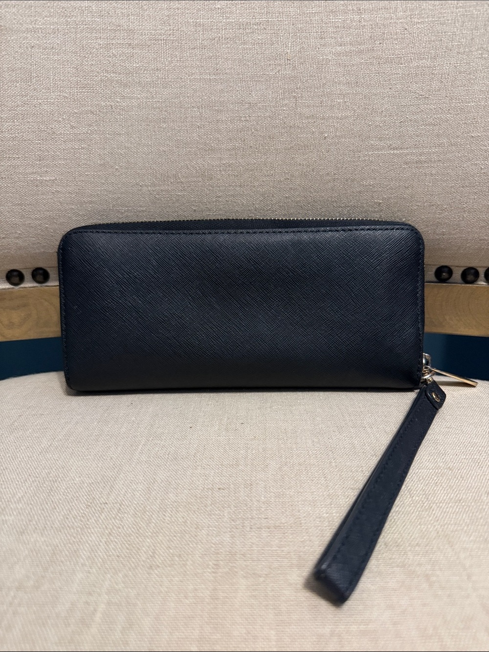 Michael Kors Black Saffiano Leather Zip Wristlet - Picture 2 of 11